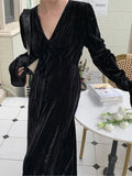 Women's Vintage Velvet Black Long Dress Elegant V-Neck A-Line Dresses Casual Chic Prom Party Robe Winter Fashion New