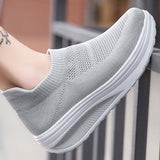 Sneakers Women Fashion Femme Women Shoes New Women's Vulcanized Shoes Sneakers Thick Bottom Slip On Female Women Shoe Plus Size