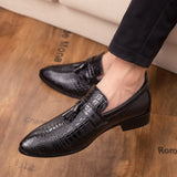 Men's fashion Tassel Soft Moccasins Mens Genuine Leather Casual Loafers Outdoor Driving Flats Shoes