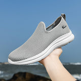 Summer Breathable Man Sneaker Fashionable Running Vulcanize Shoe Mesh Sports Flat Men Loafers