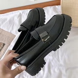 Womens Derby Shoes Black Flats British Style Casual Female Sneakers Ladies' Footwear Shallow Mouth Loafers With Fur Soft