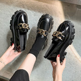 Women Spring New Black Platform Flats Shoes Women Loafers Slip on Boat Shoes Metal Chain Designer Casual Leather Oxfords